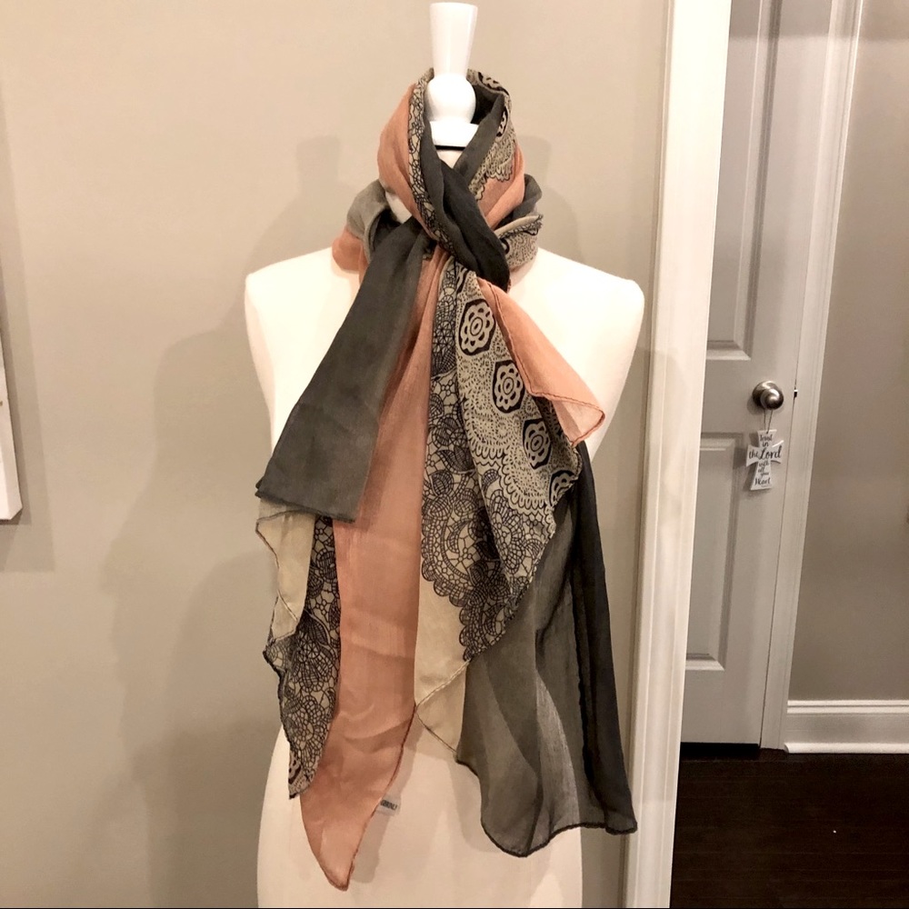 Gerinly Stylish Scarf